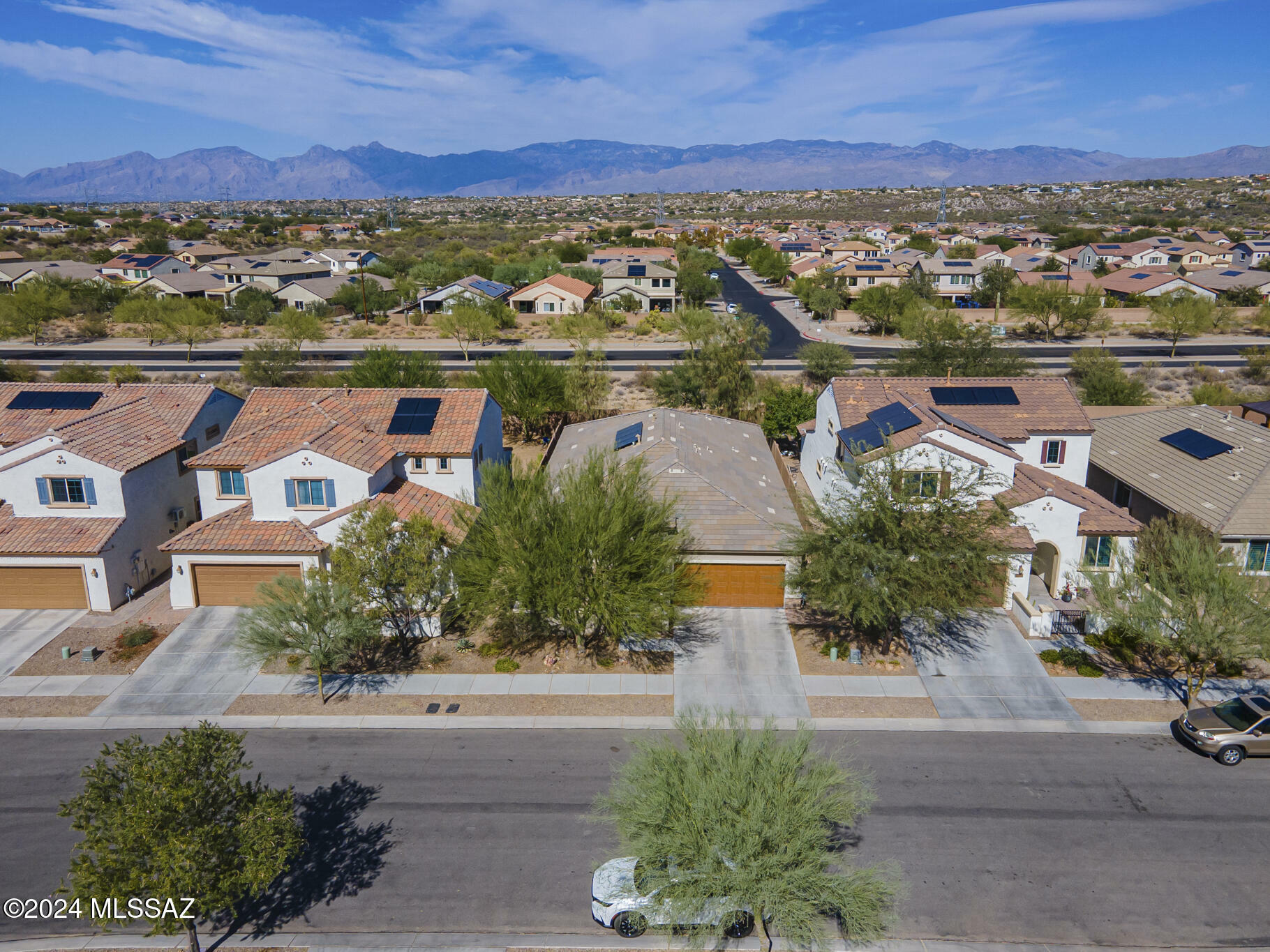 Property Photo:  10929 E Roscommon Street  AZ 85747 