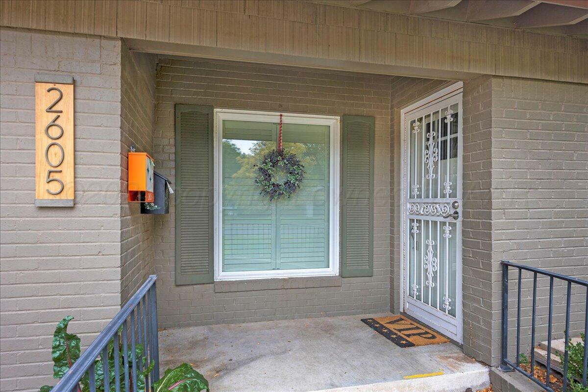 Property Photo:  2605 Bowie Street  TX 79109-2109 