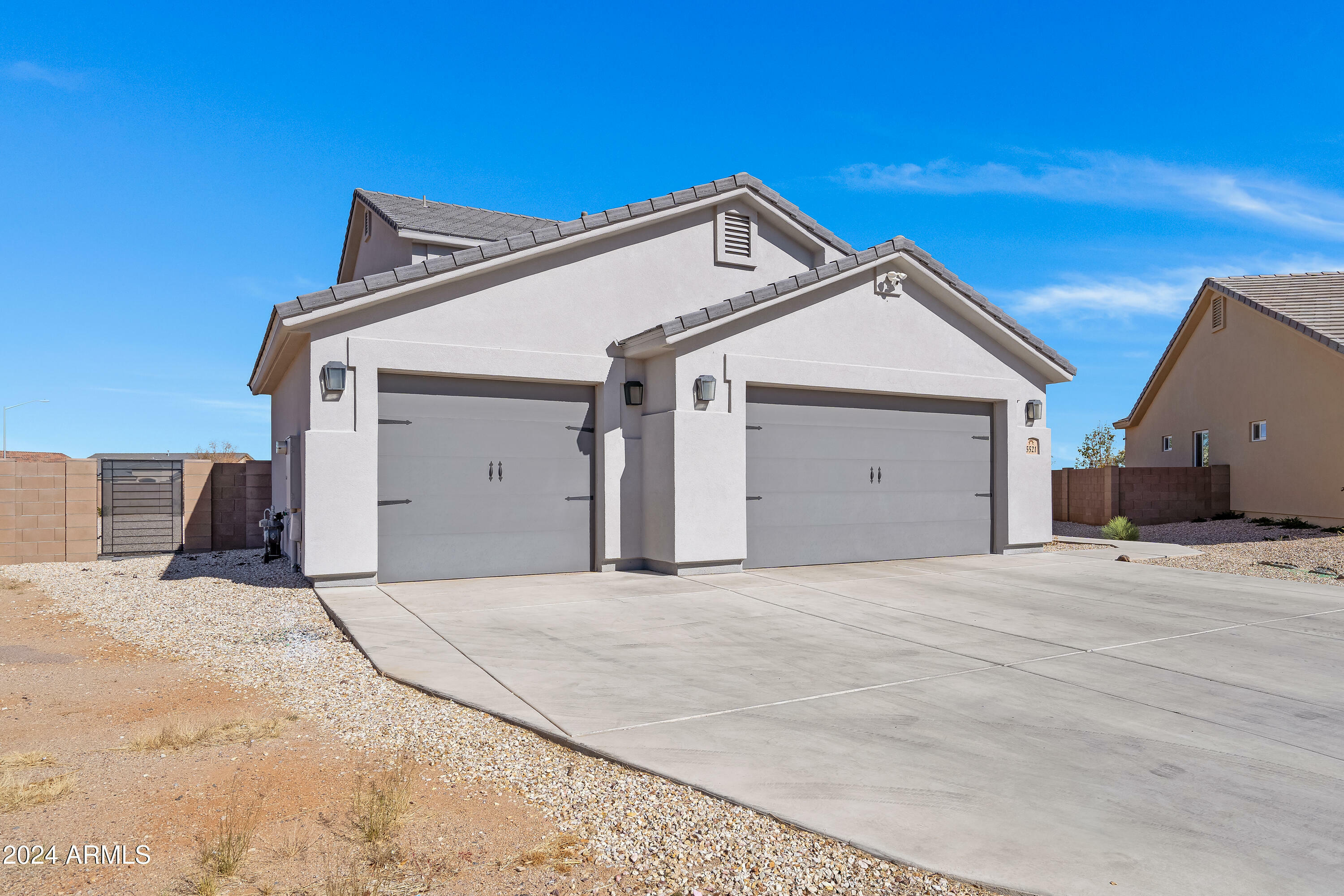 Property Photo:  5521 Desert Willow Loop  AZ 85635 