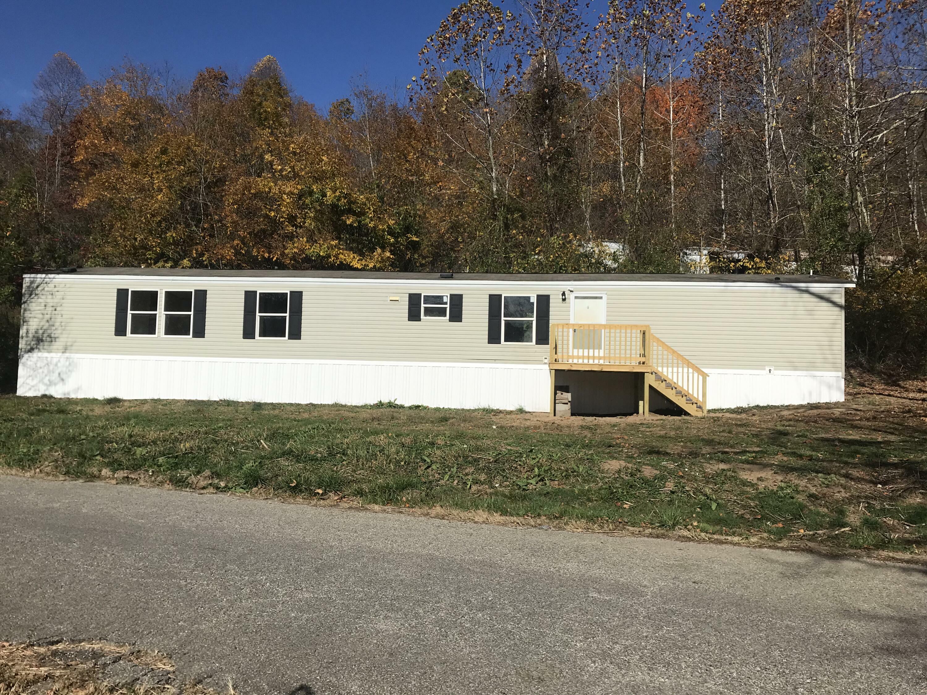 Property Photo:  698 Little Cat Fork Road  KY 41230 