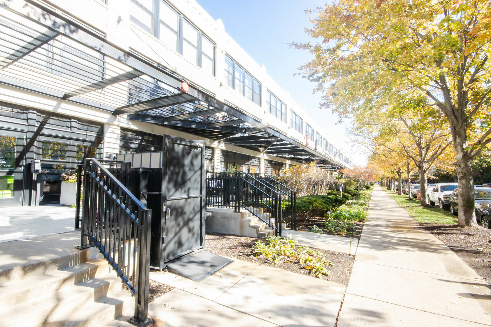 Property Photo: 1070 W 15th Street 347 IL 60608
