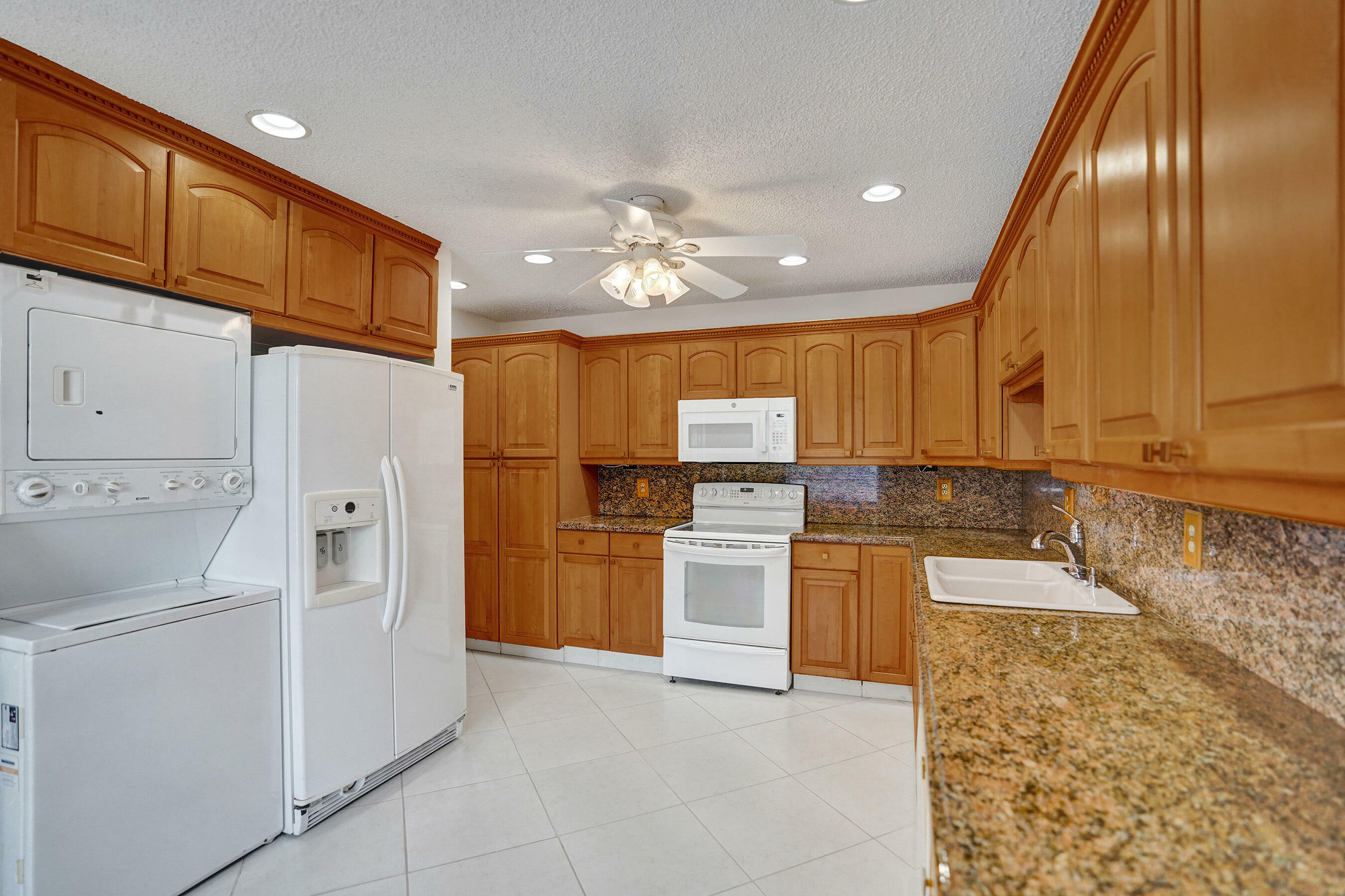 Property Photo:  1260 NW 20th Avenue 203  FL 33445 