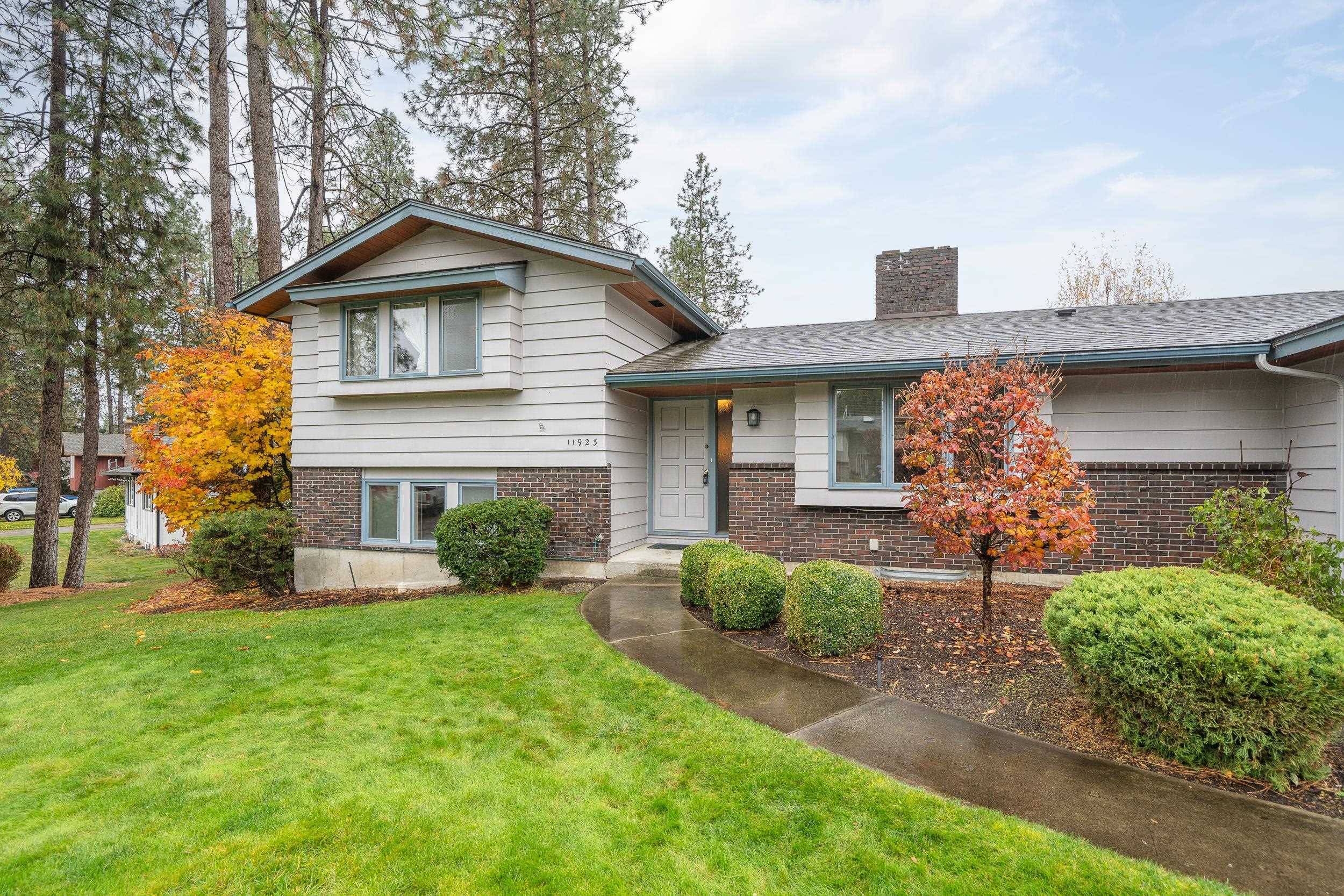 Property Photo:  11923 N Atlantic St  WA 99218-1958 