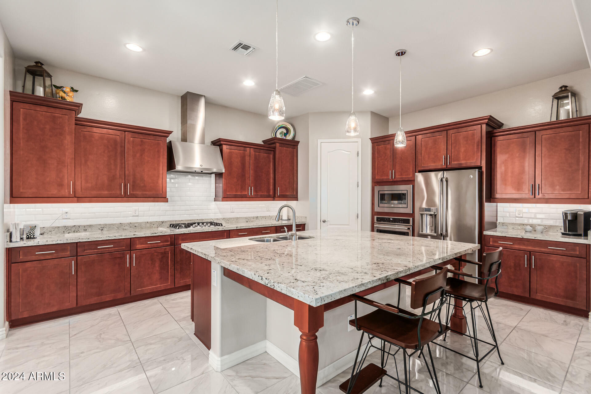 Property Photo:  4526 E Vista Bonita Drive  AZ 85050 
