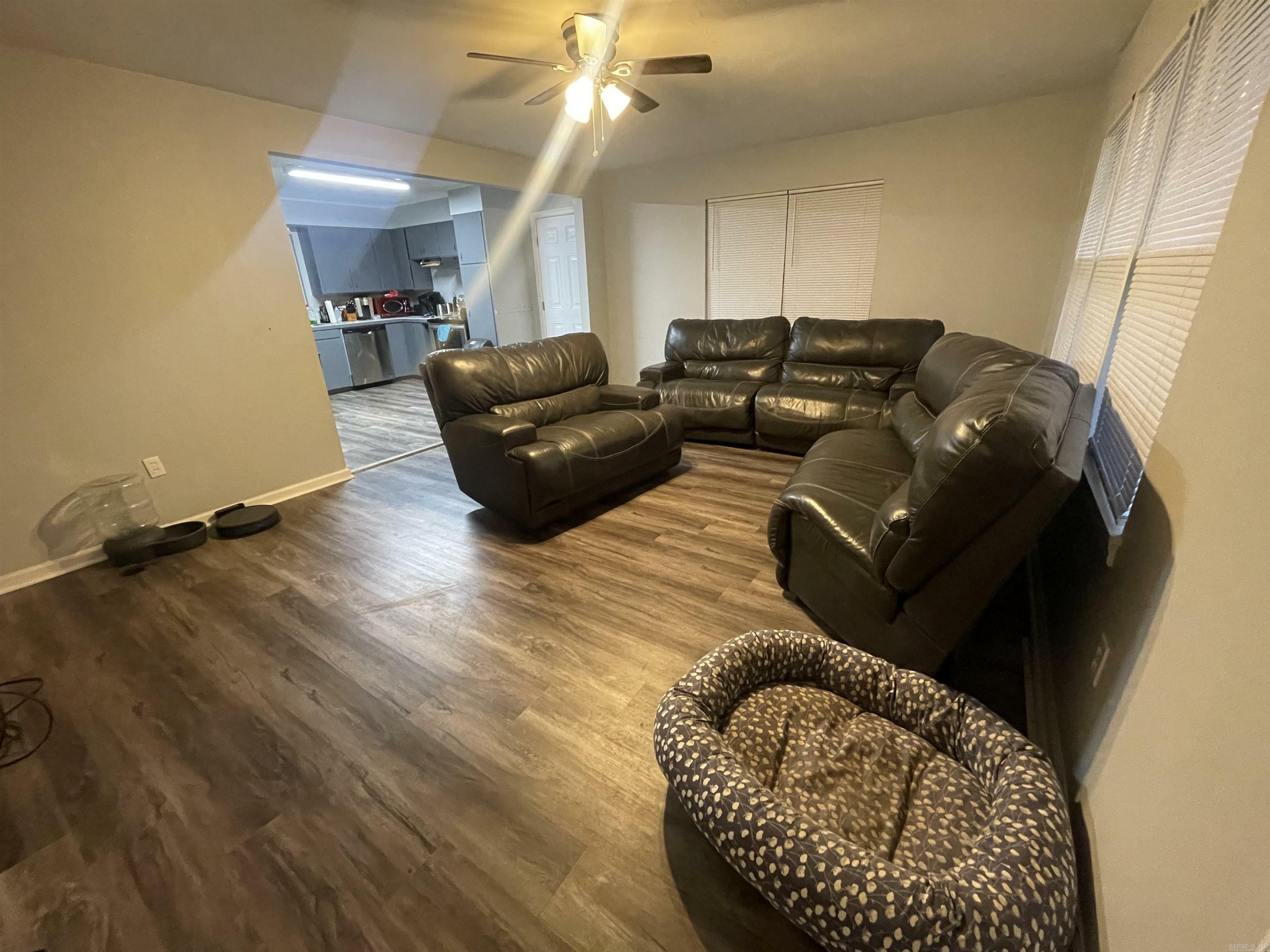 Property Photo:  602 E Valley Street  AR 72110 