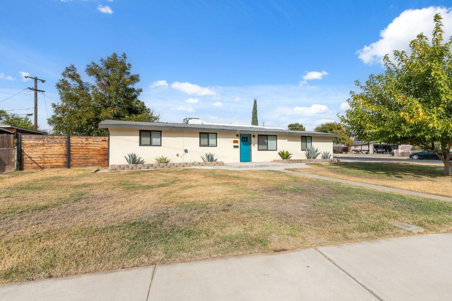 Property Photo:  345 Gettysburg  CA 93612 