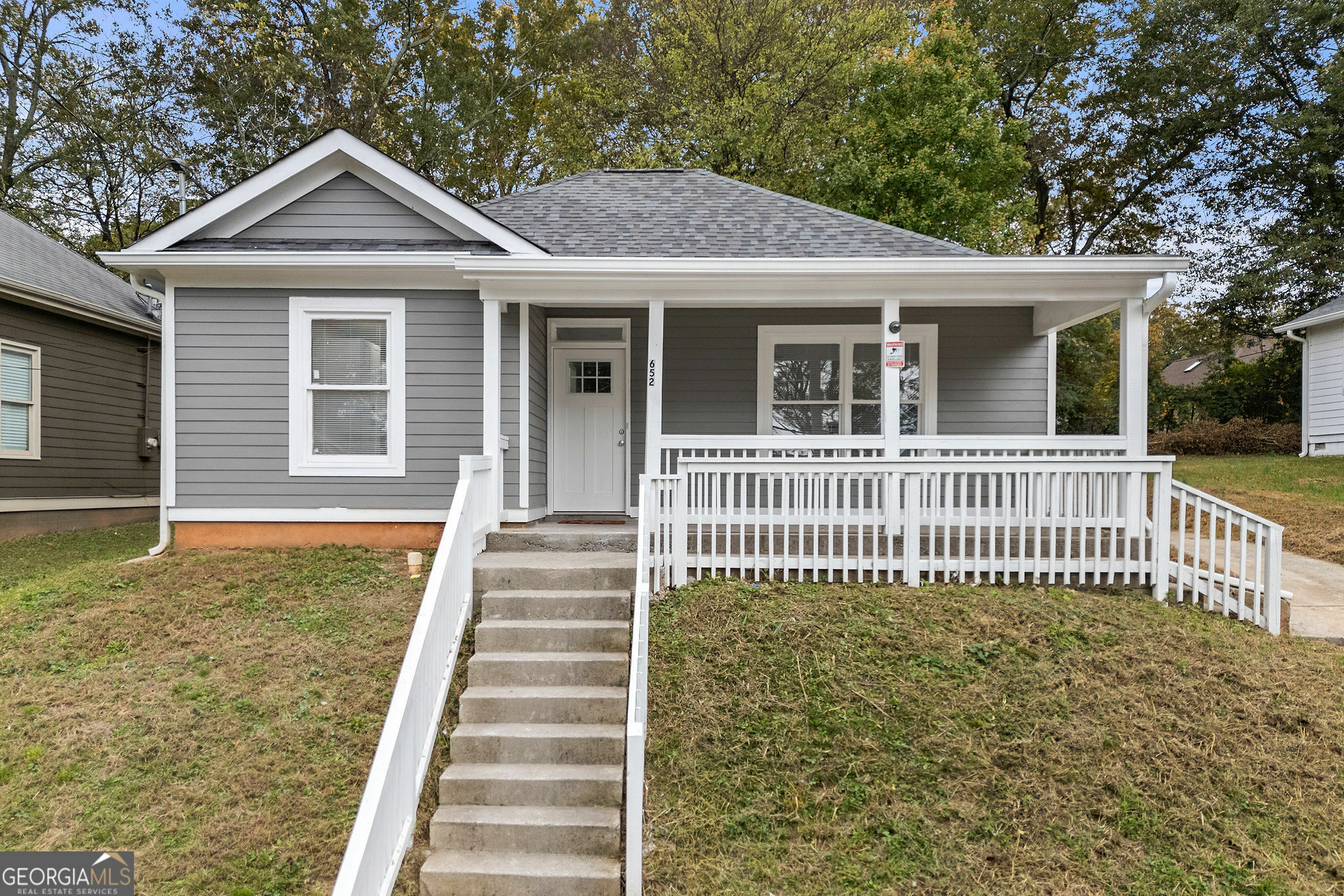 652 Hugh Street SW  Atlanta GA 30310 photo