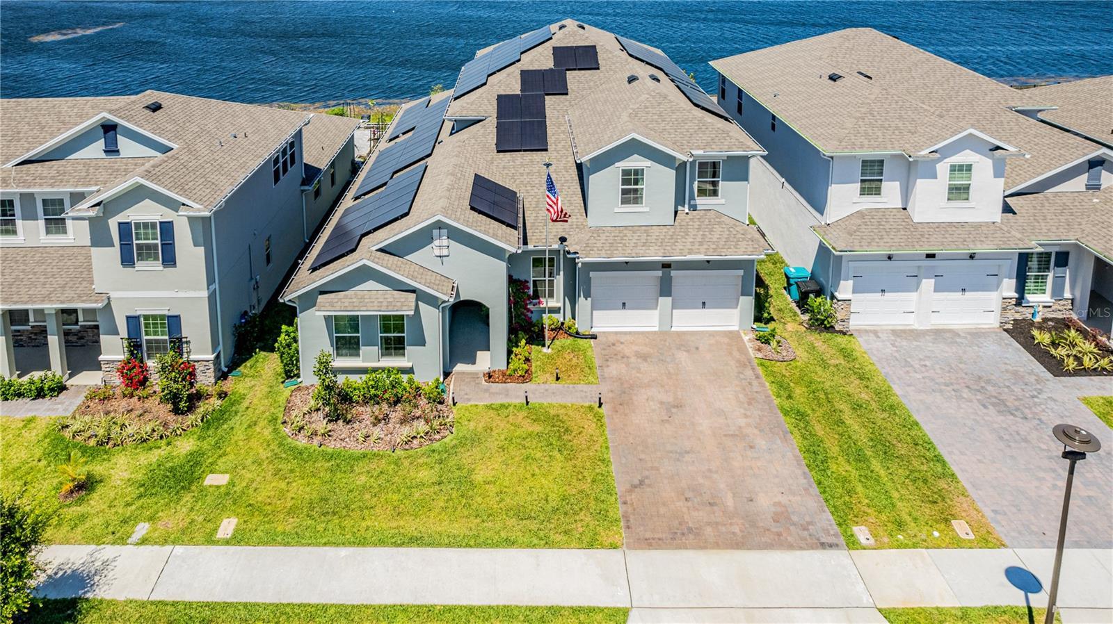 Property Photo: 18357 Mowry Court FL 32827