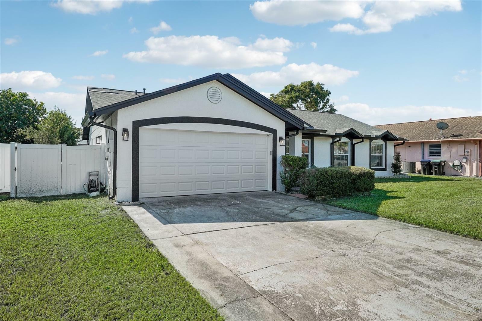 Property Photo:  12021 Vanilla Court  FL 32837 