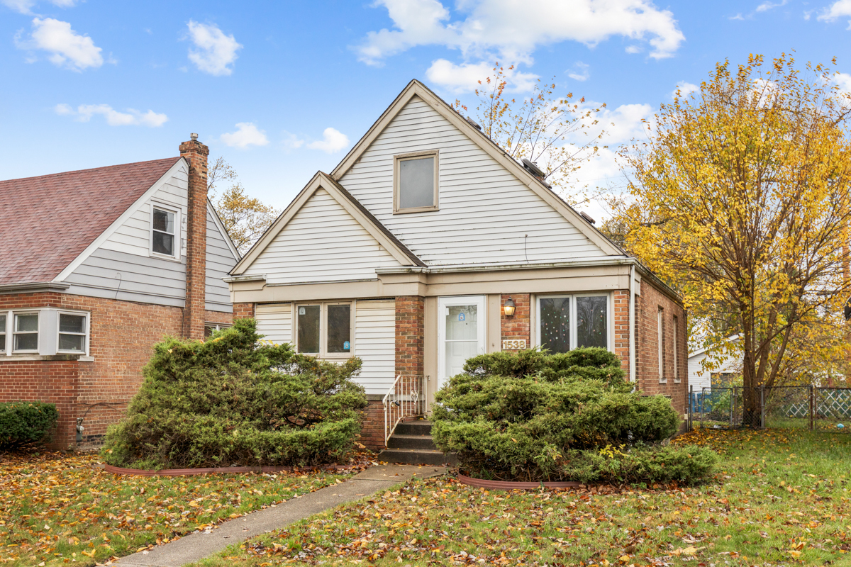 Property Photo:  1538 State Line Road  IL 60409 