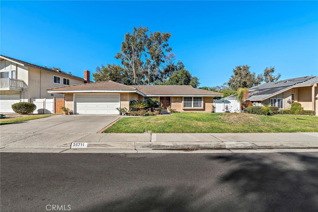 Property Photo:  25711 Chrisanta Drive  CA 92691 