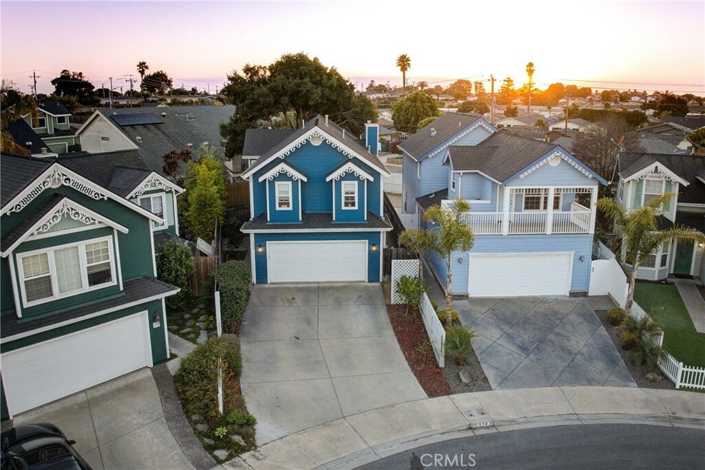 Property Photo:  512 Hampton Place  CA 93420 