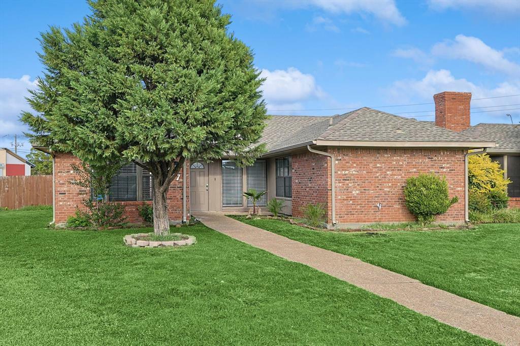 Photo de la propriété:  1007 Wimbledon Lane  TX 75075 