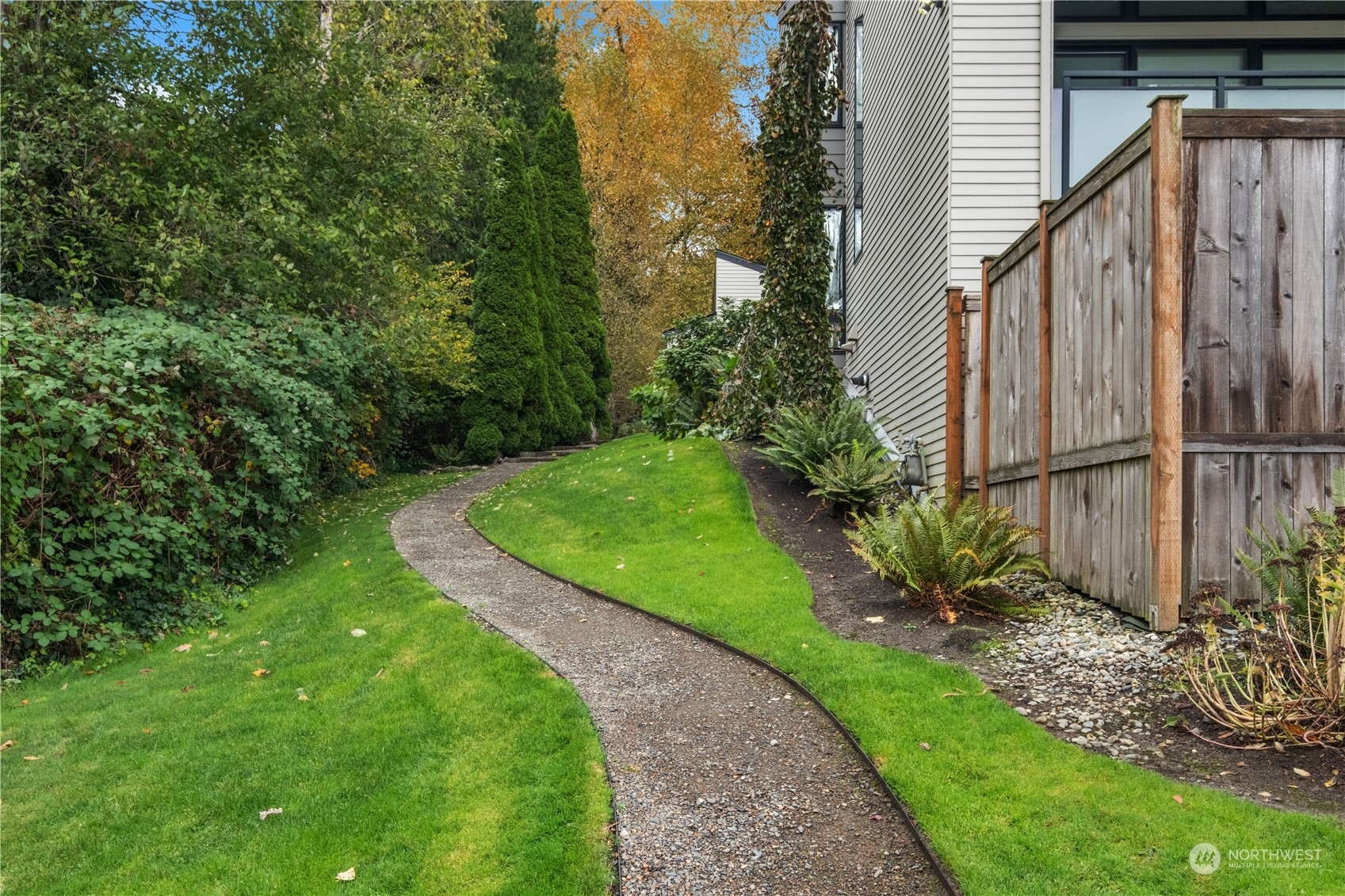 Property Photo:  11230 NE 68th Street A312  WA 98033 