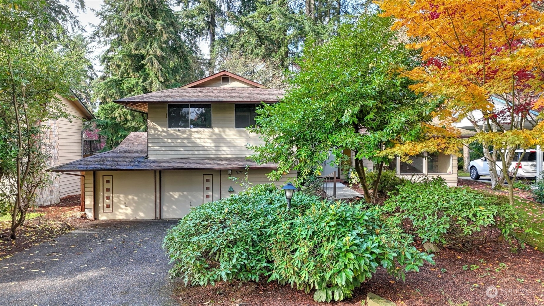 14119 105th Avenue NE  Kirkland WA 98034 photo