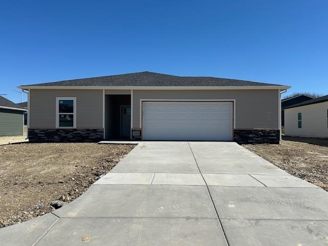 Property Photo: 3055 E Highridge Ct KS 67219