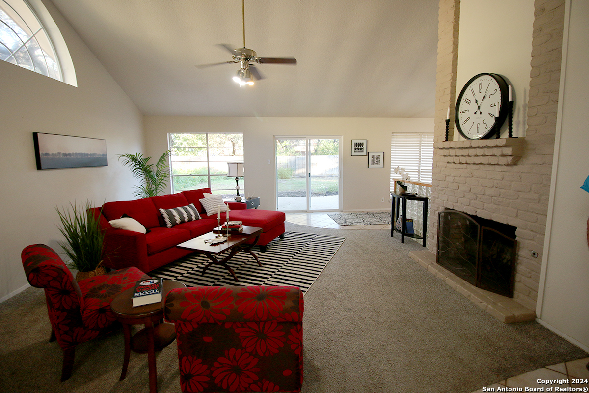 Property Photo:  2002 Oak Vista  TX 78232 