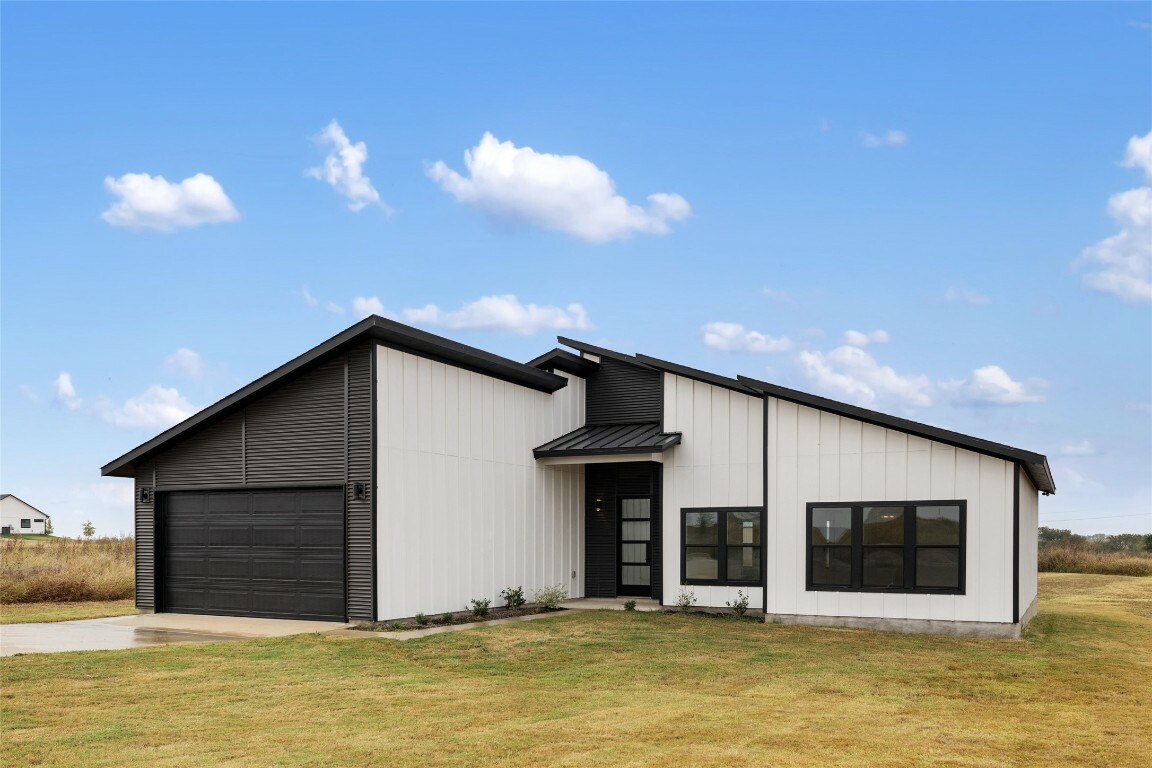 Property Photo:  15121 Armstrong Estates Road  TX 76571 