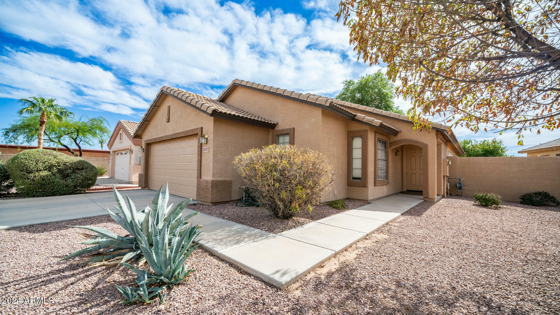 Property Photo:  10377 W Yukon Drive  AZ 85382 