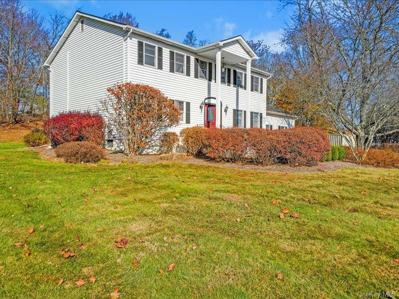 Property Photo:  4 Hampton Road  NY 10924 