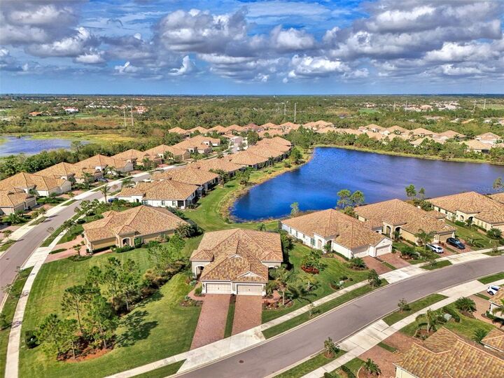 Property Photo:  21657 Avon Park Court  FL 34293 