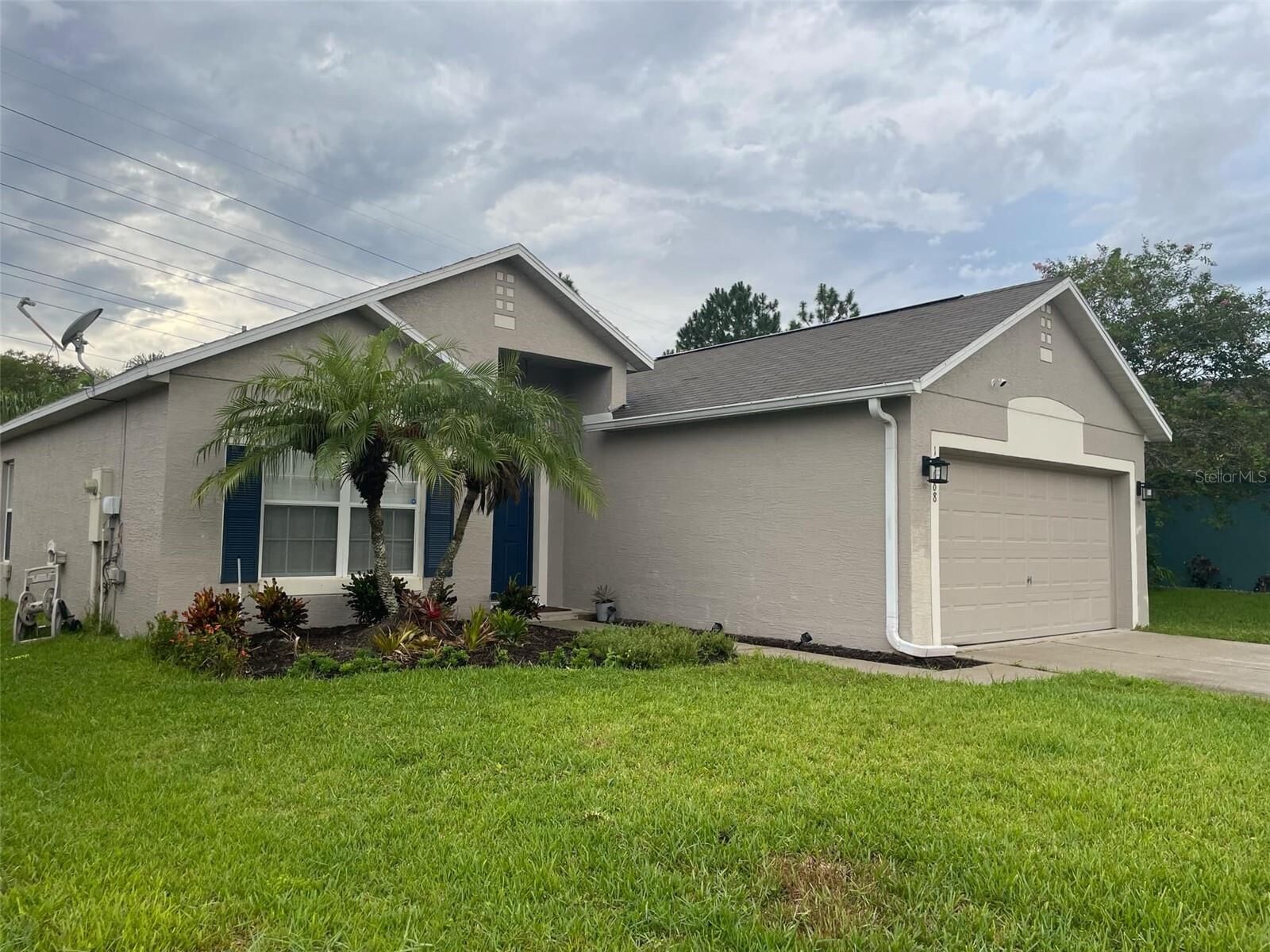 Property Photo: 16668 Corner Lake Drive FL 32820