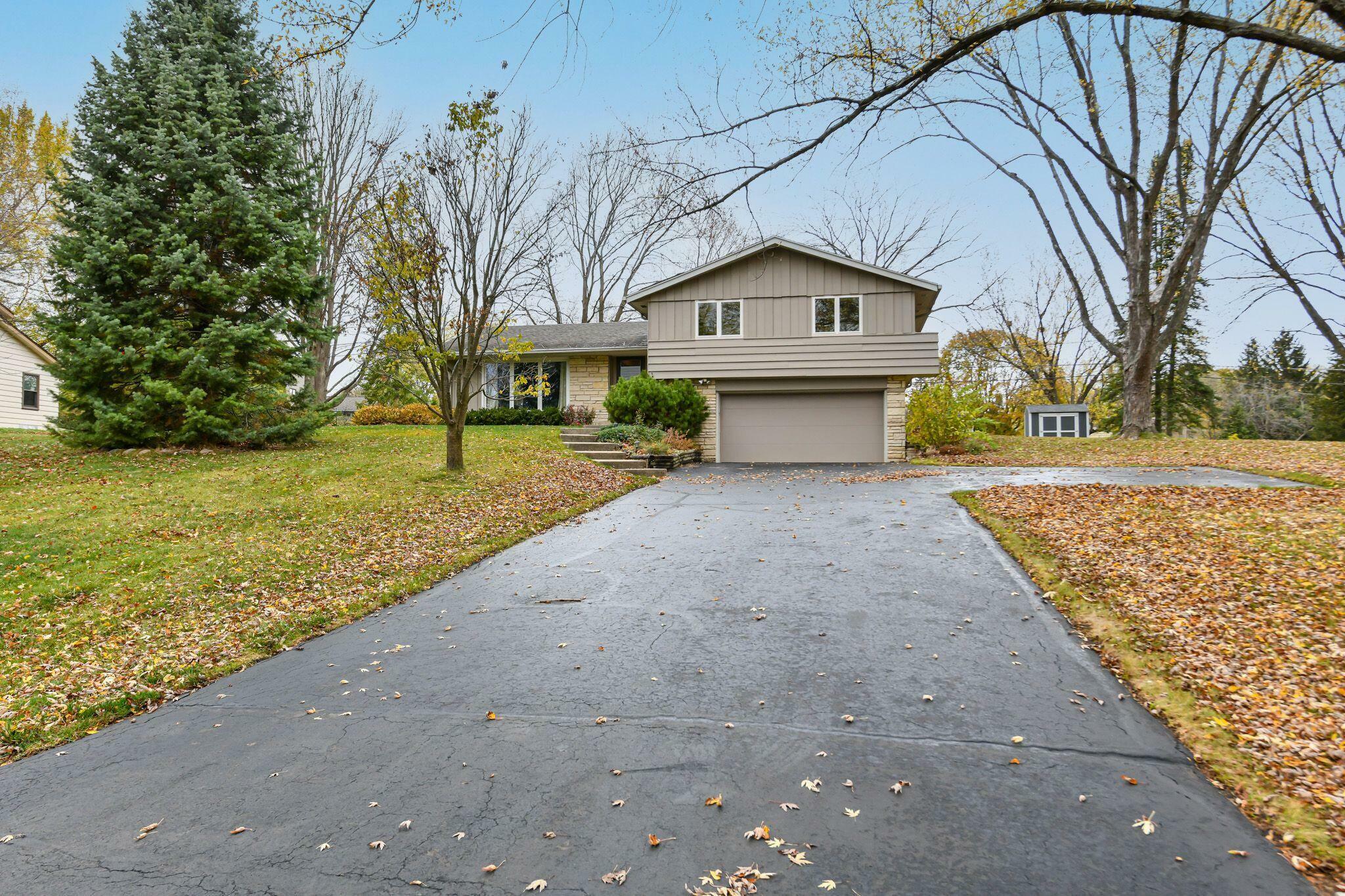 Property Photo:  3385 Bermuda Blvd  WI 53045 