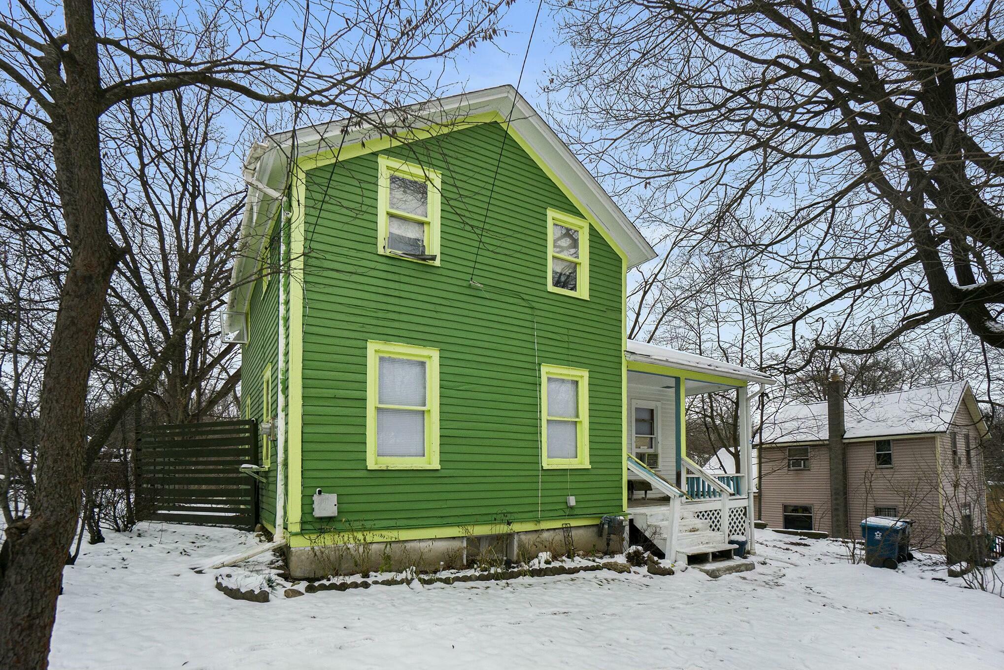 Property Photo:  1608 Jefferson Avenue  MI 49006 