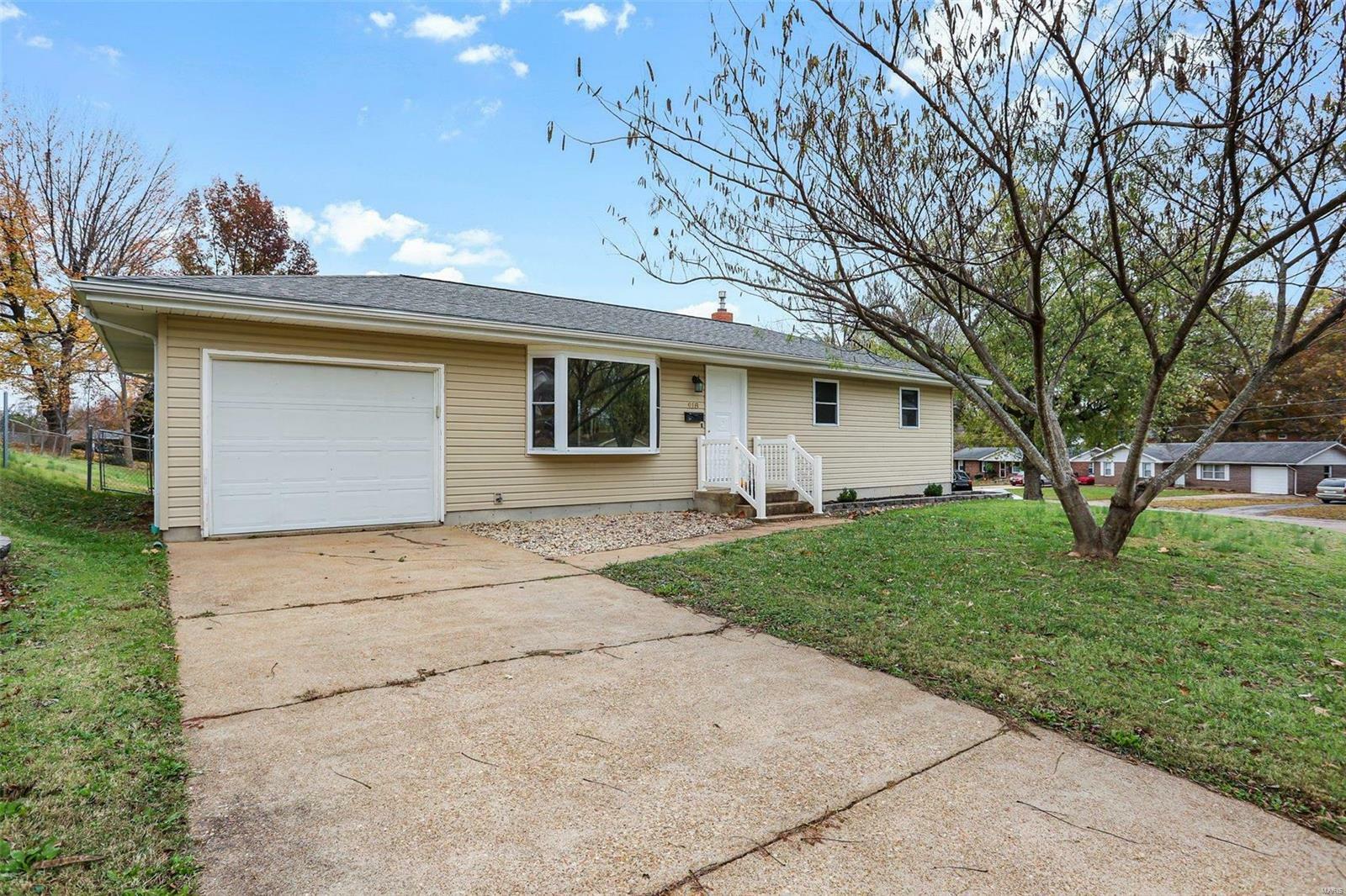 Property Photo:  918 Glenn Avenue  MO 63090 