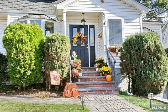 Property Photo:  800 Bogert Road  NJ 07661 