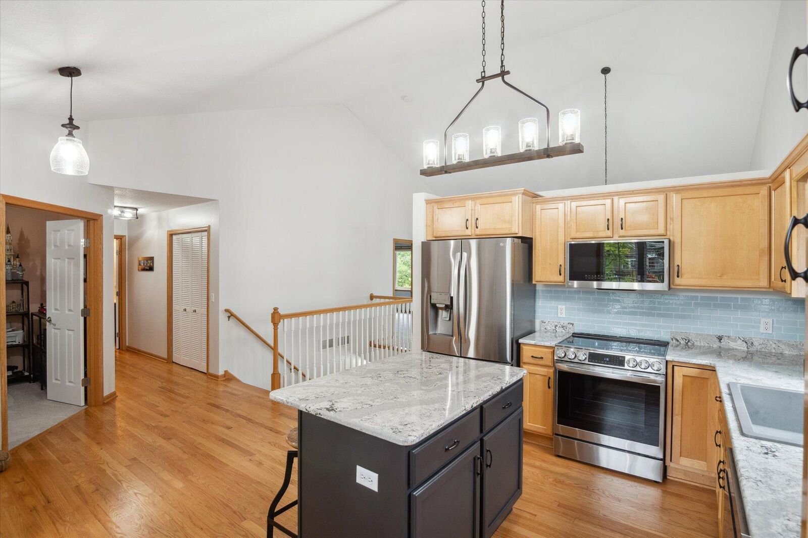 Property Photo:  6652 Chadwick Drive  MN 55378 