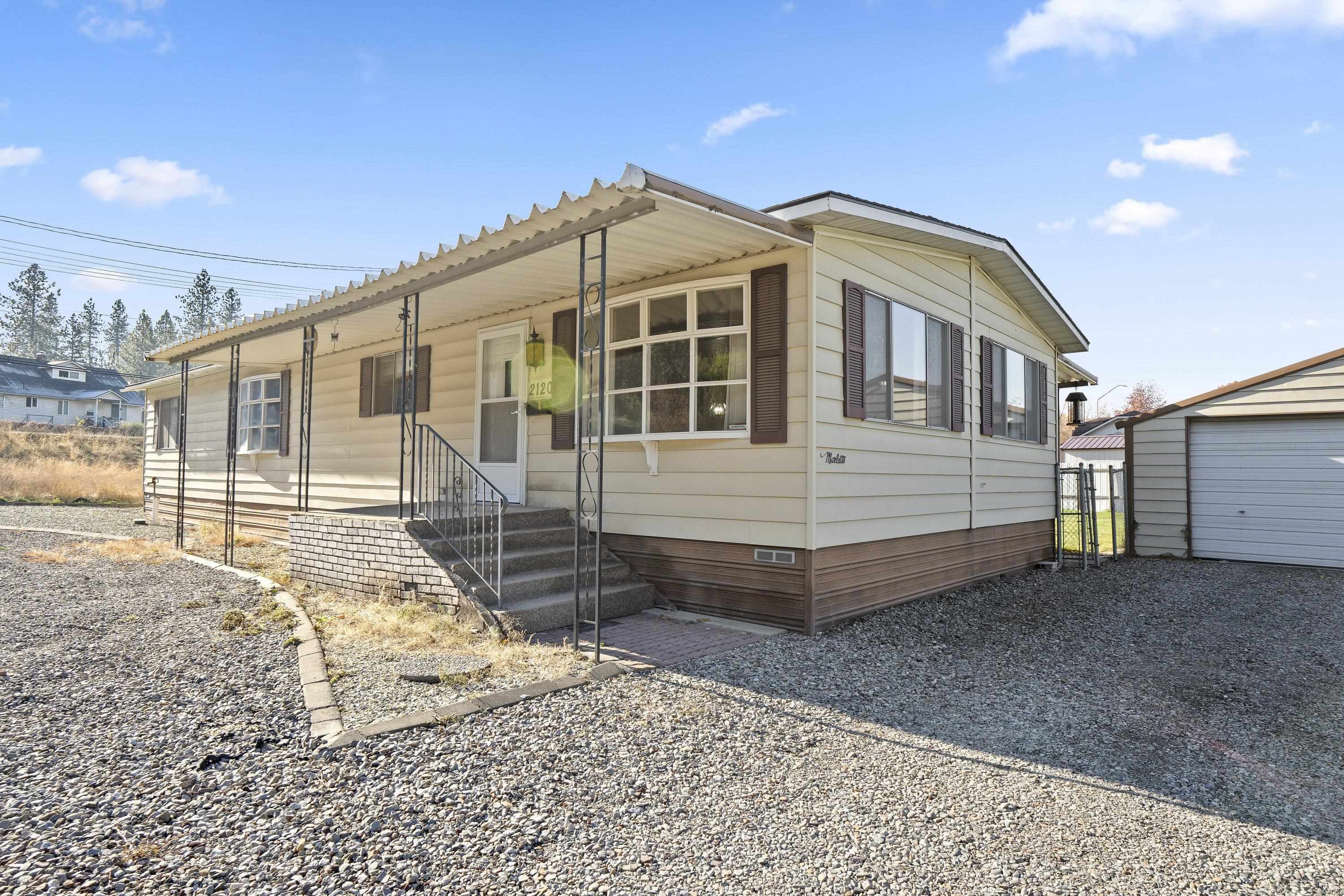 Property Photo:  2120 S Rustle St  WA 99224 