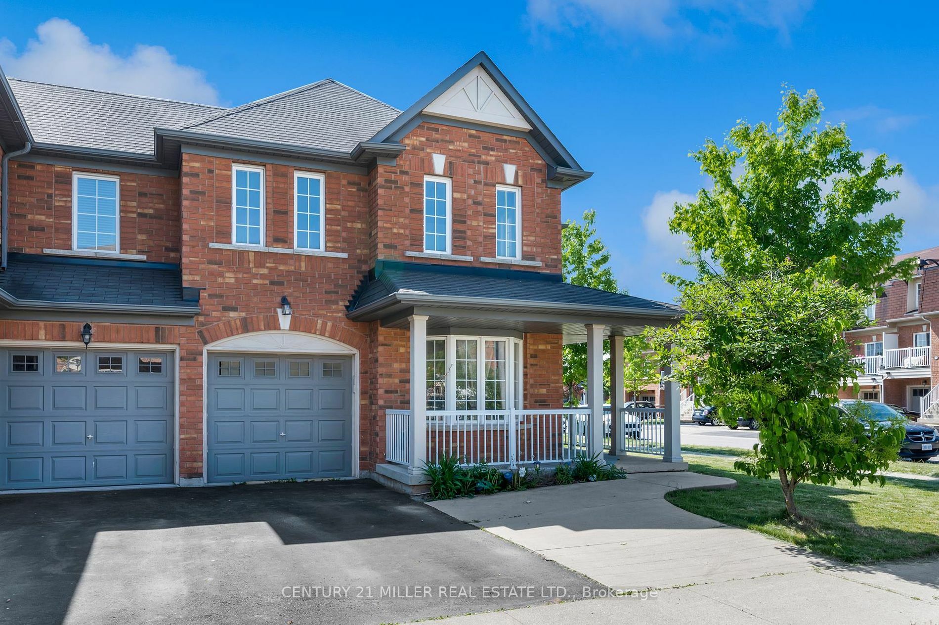 2324 Saddlecreek Cres  Oakville ON L6M 5J7 photo