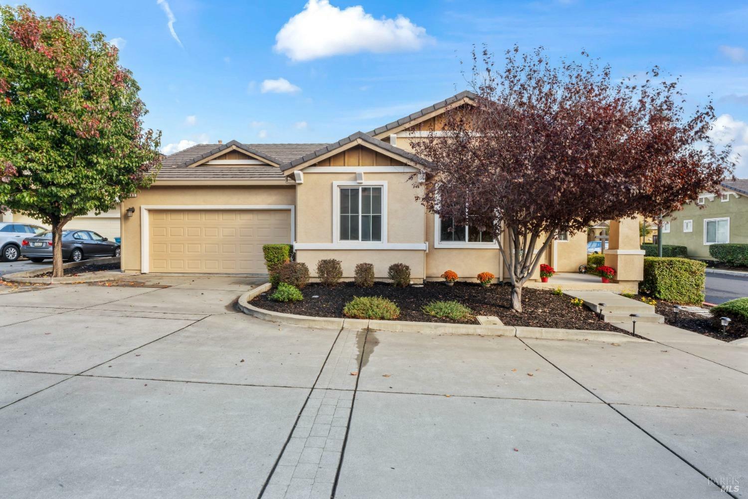 681 Del Mar Circle  Vacaville CA 95688 photo