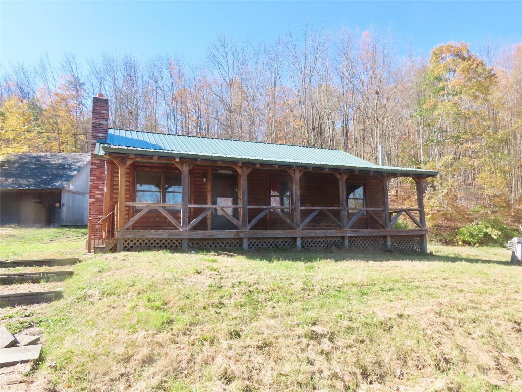 Property Photo:  499 Pendell Hill Road  NY 14012 