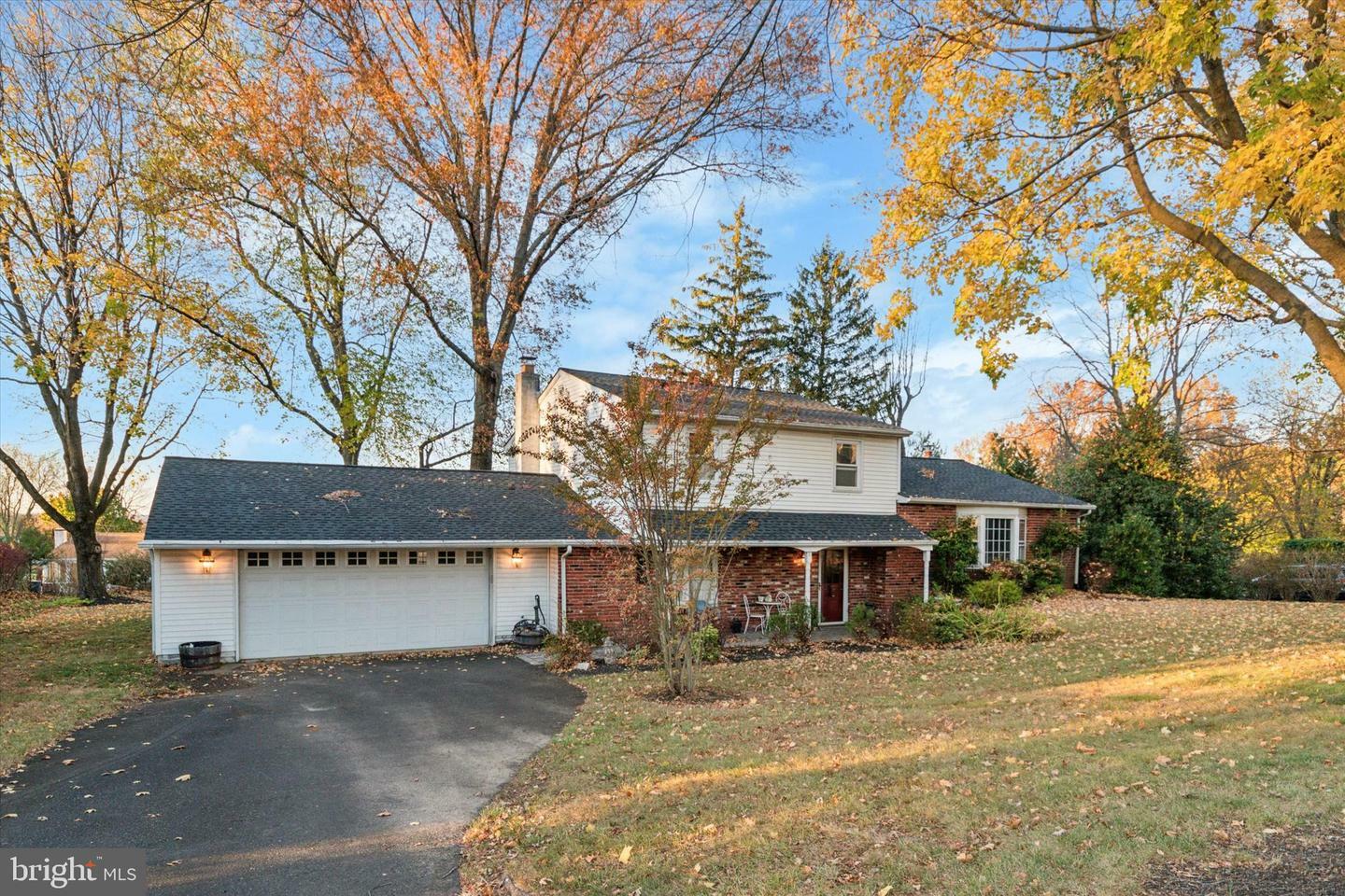 Property Photo:  95 Cloverly Drive  PA 18954 