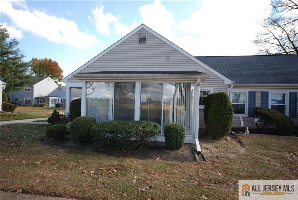 Property Photo:  269 Old Nassau Road C  NJ 08831 