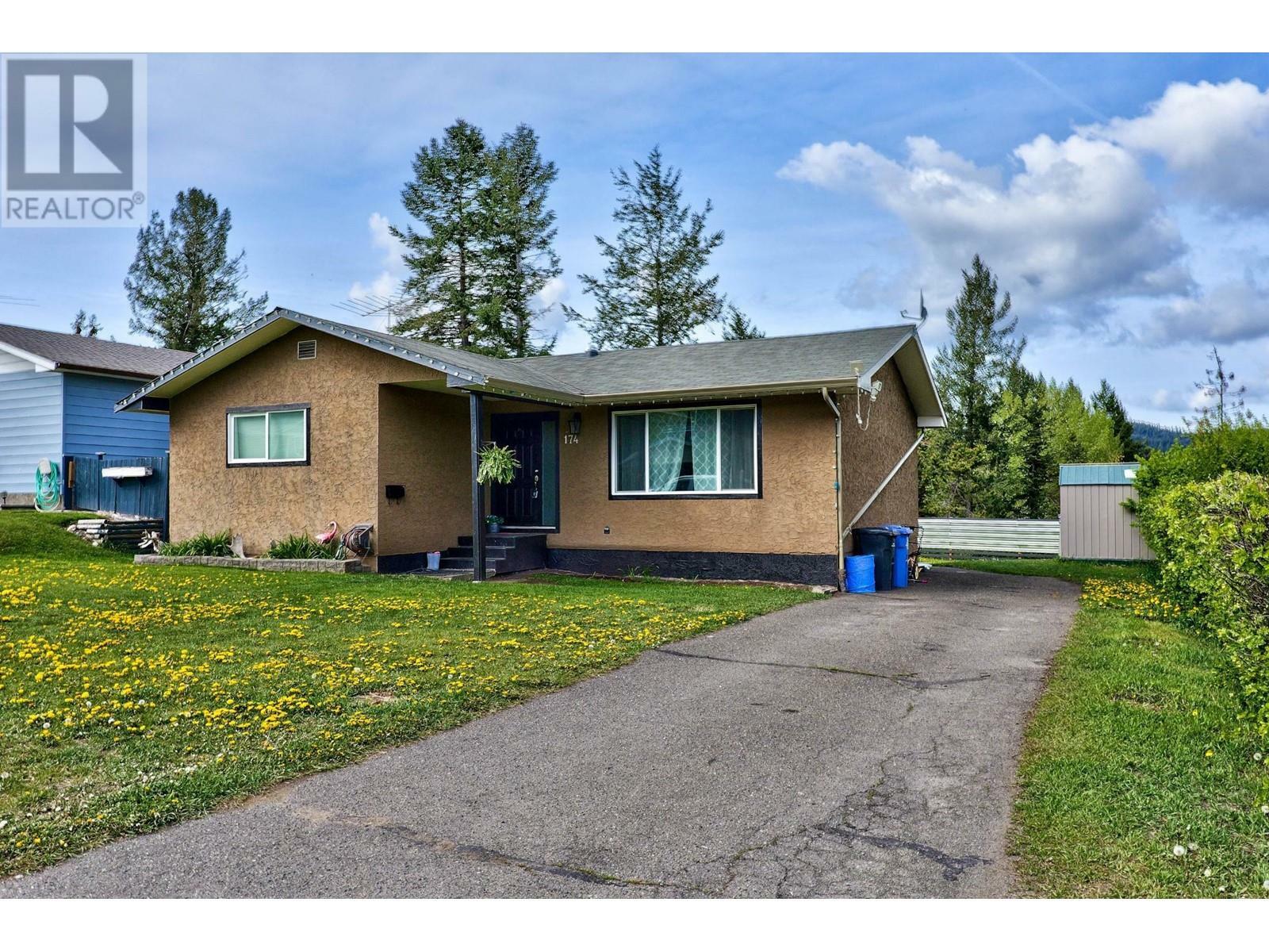 Property Photo:  174 Ponderosa Avenue  BC V0K 1W0 