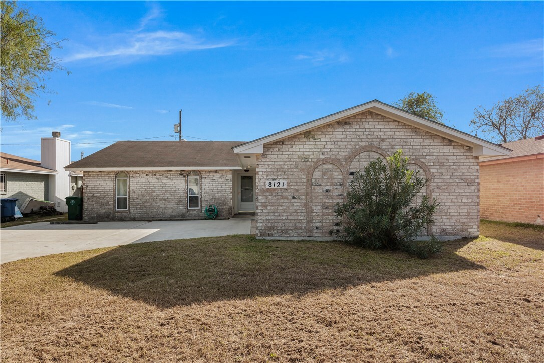 Property Photo:  8121 Douglas Drive  TX 78409 