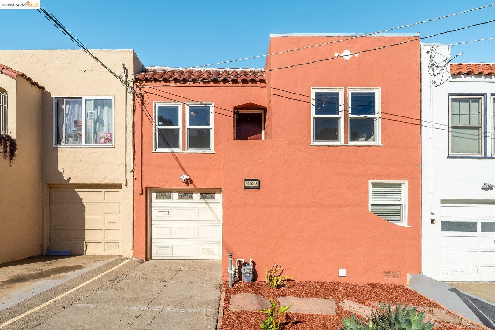 Property Photo:  820 Grafton Ave  CA 94112 