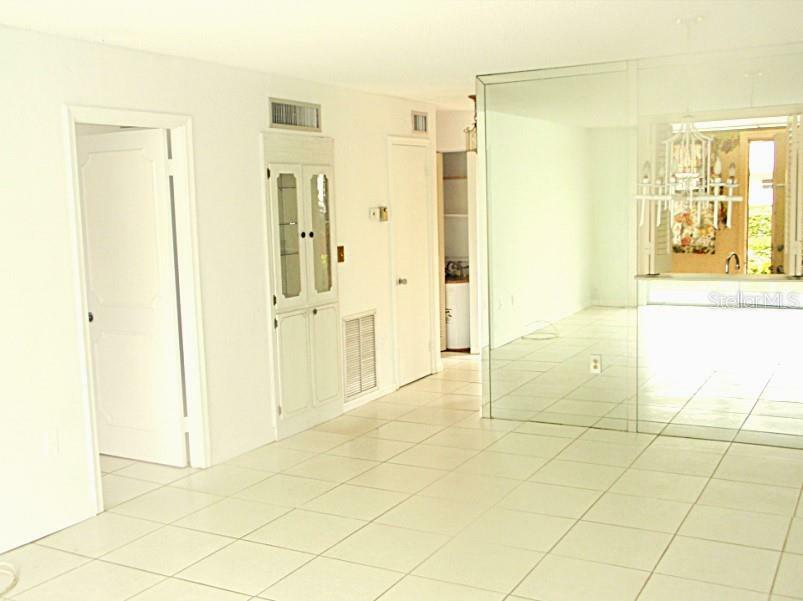 Property Photo:  3725 NE 169th Street 108  FL 33160 