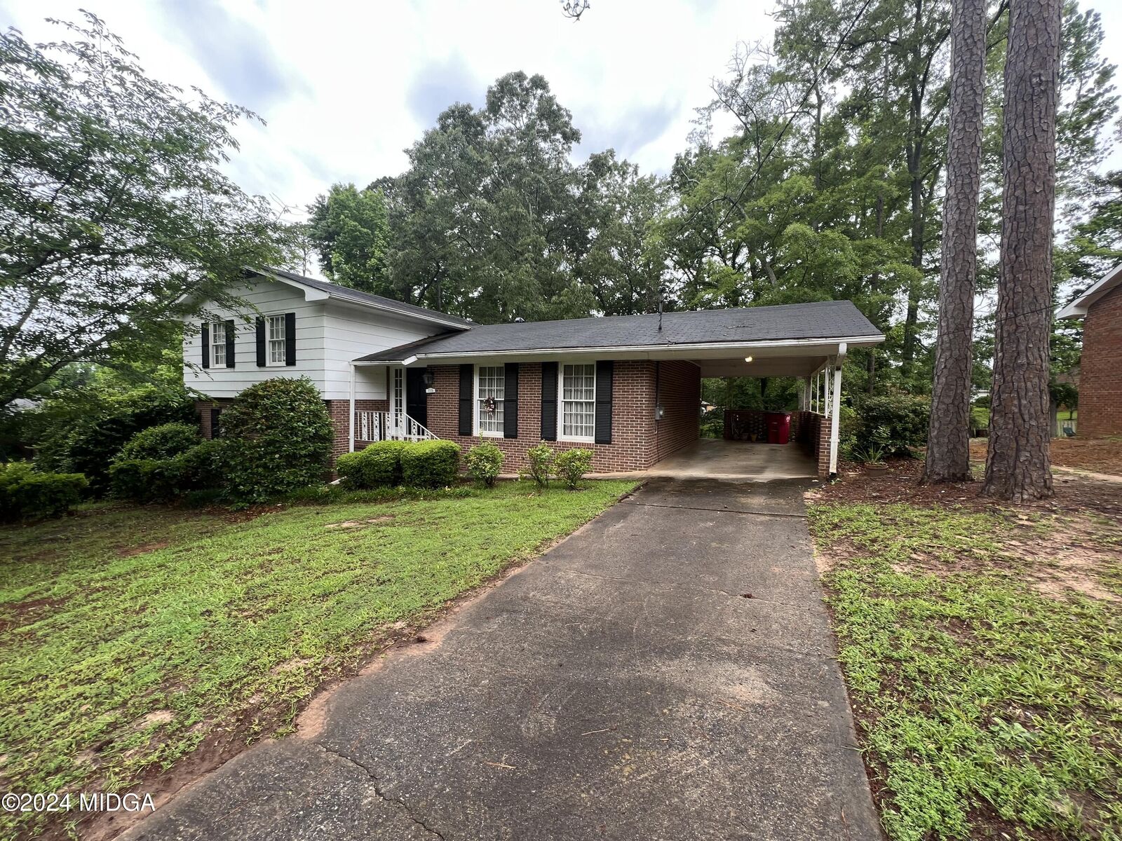 Property Photo:  2376 Mafiel Drive  GA 31211 