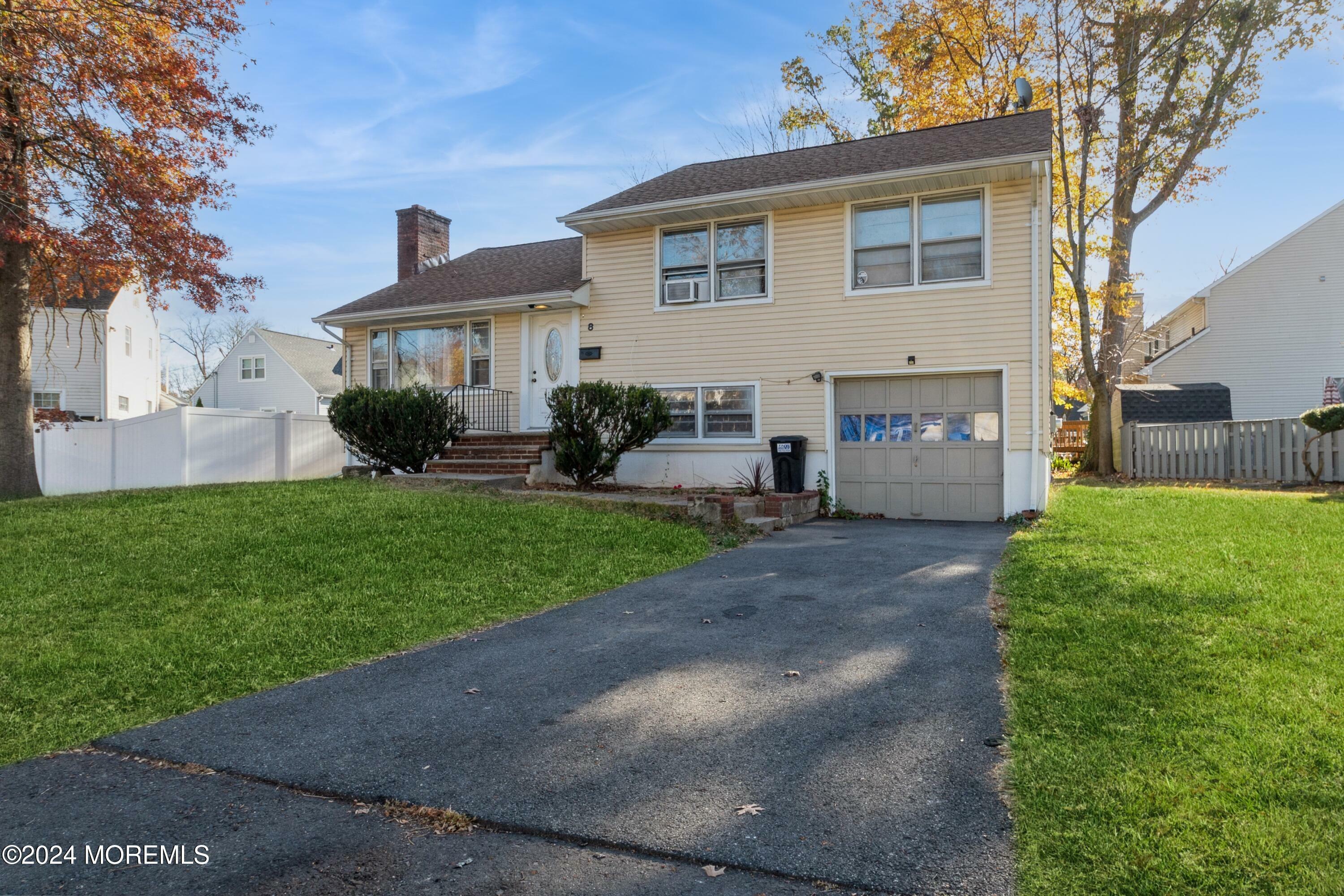 Property Photo:  8 Forest Brook Drive  NJ 07060 