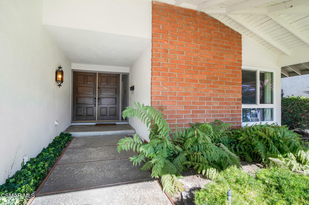 Property Photo:  32029 Allenby Court  CA 91361 