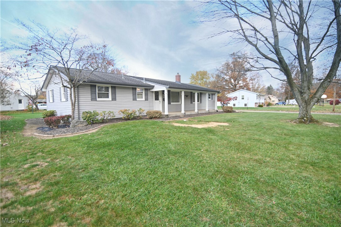 Property Photo:  1702 Lancaster Drive  OH 44511 