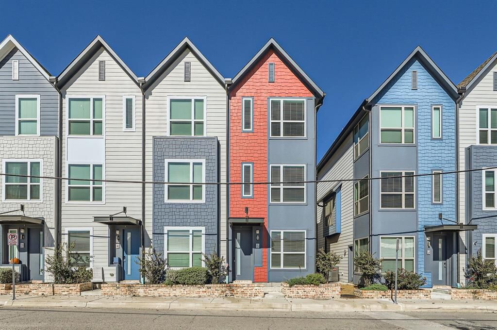 Property Photo:  301 E Lamar Street 5  TX 75069 