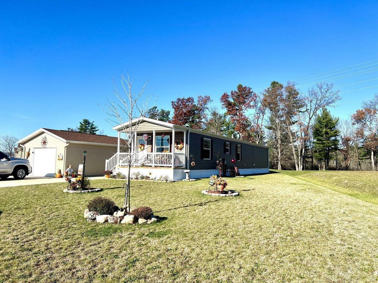 Property Photo:  618 Collin Drive  WI 54660 