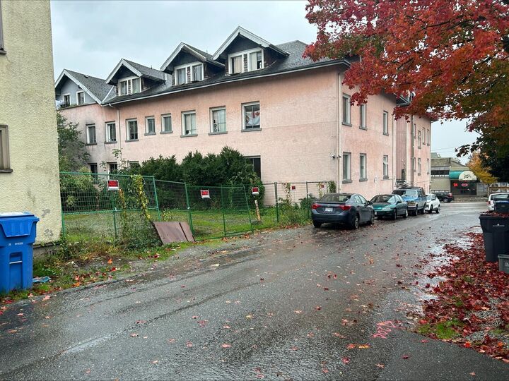 Property Photo: 1113 Sixth Avenue BC V3M 2B7