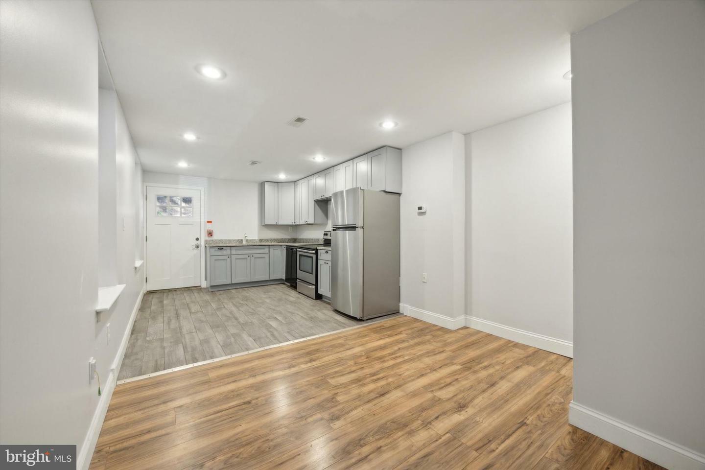 Property Photo:  518 N 40th Street Unit 1  PA 19104 