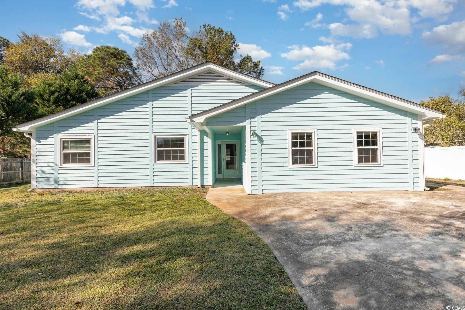 Property Photo:  15 Shady Oak Ln.  SC 29575 